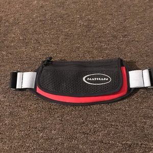 Nathan waist-pack/belt for running